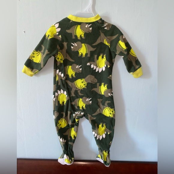 Child of mine made by Carter’s sleeper 12 months - Picture 2 of 2